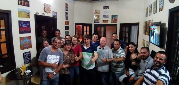 Anibelli Neto visita amigos em Almirante Tamandaré.