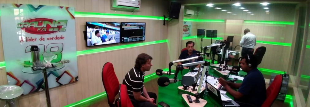 Anibelli visita a Rádio Graúna FM 95,3 em Cornélio Procópio.