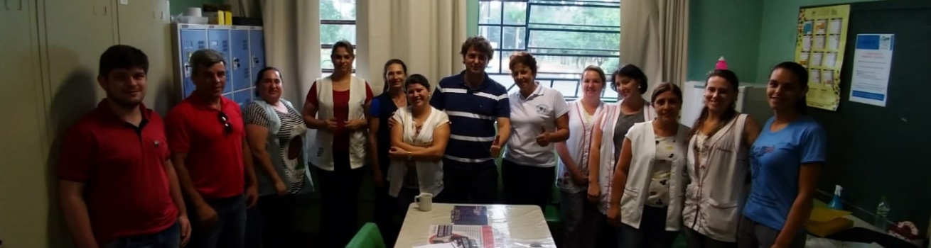 Anibelli Neto visita Escola Municipal Eugênio de Almeida do bairro de Fluviópolis em São Mateus do Sul.