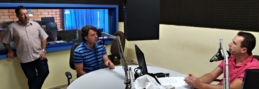 Anibelli Neto concedeu entrevista ao amigo Matheus da Radio Celinauta AM 1010.