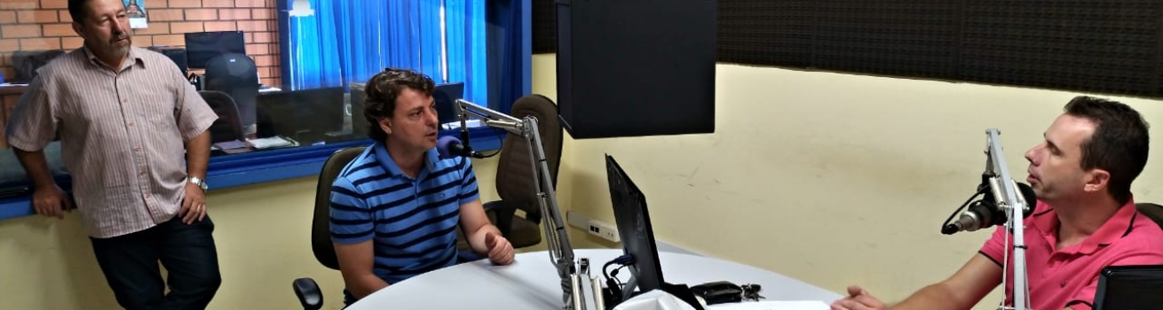 Anibelli Neto concedeu entrevista ao amigo Matheus da Radio Celinauta AM 1010.