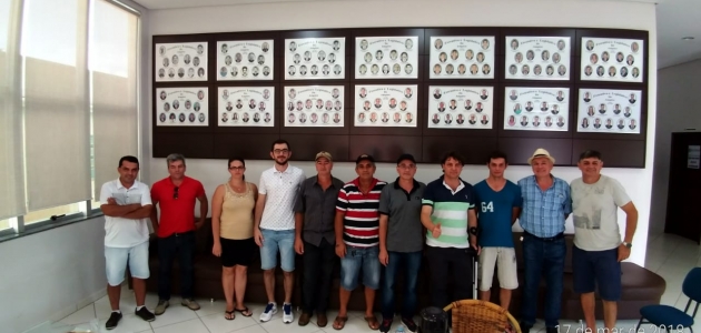 Boa conversa com emedebistas da cidade de Ampére.