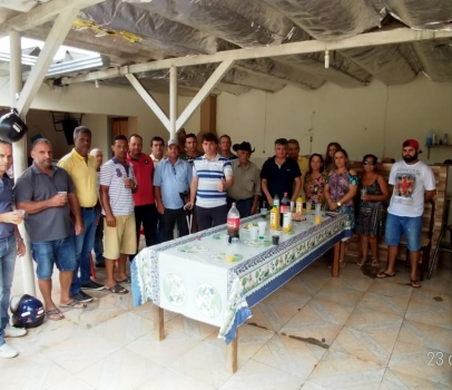 Visita aos amigos de Moreira Sales.