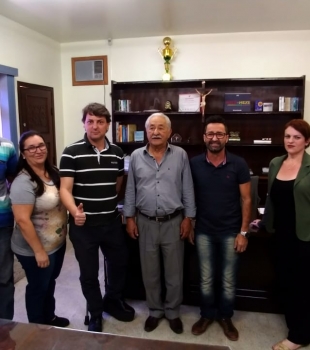 Anibelli Neto visita seu amigo pref. Prefeito Ângelo Machado de Guamiranga.