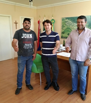 Visita ao amigo prefeito Luciano Dias de Honório Serpa.