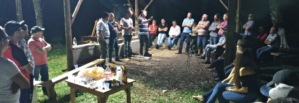   Reunião com companheiros do município de Honório Serpa