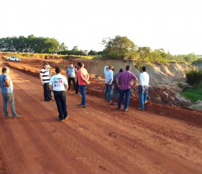 Anibelli Neto participa da liberação da Estrada Rural do Distrito de Nordestina em Amaporã