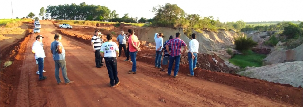 Anibelli Neto participa da liberação da Estrada Rural do Distrito de Nordestina em Amaporã