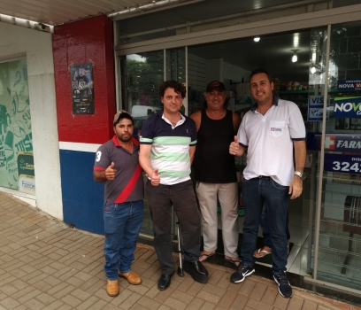  Visita ao amigo Michel em Floraí