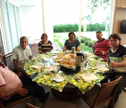 Anibelli Neto visita amigos em São Jorge do Ivaí.