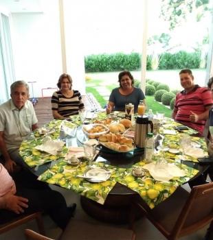 Anibelli Neto visita amigos em São Jorge do Ivaí.