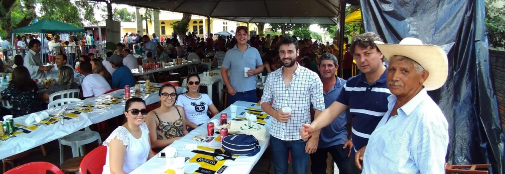 Anibelli Neto prestigia festa de Nossa Senhora Aparecida em Floraí.