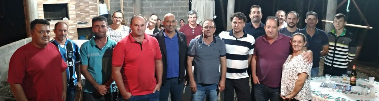 Reunião do MDB no município de Pinhal São Bento.