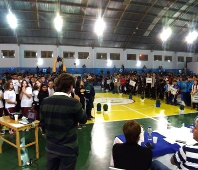 Deputado Anibelli Neto participa da Abertura dos Jogos Escolares do Paraná de 2018 em Quatro Barras.