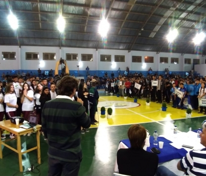 Deputado Anibelli Neto participa da Abertura dos Jogos Escolares do Paraná de 2018 em Quatro Barras.