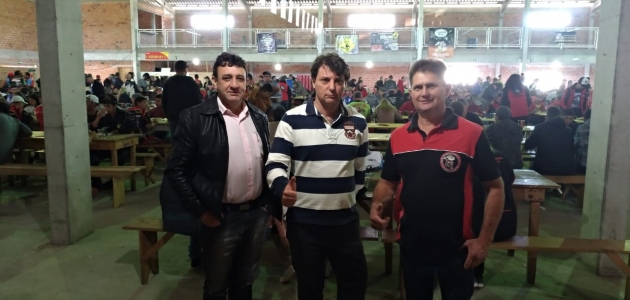 Anibelli Neto participa do 12 º Tombo na Lama dos Trilheiros em Piên.