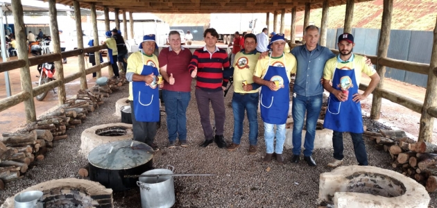  Anibelli Neto prestigia Festa do Cabrito Apressado em Corumbataí do Sul.