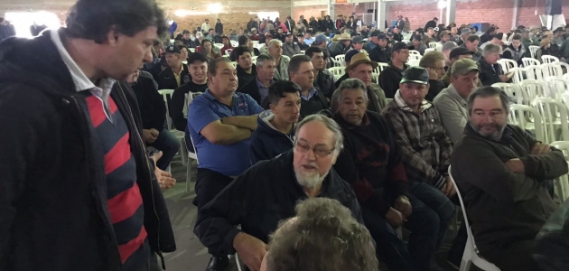 Anibelli Neto participa da 26ª Festa do Produtor Rural em Piên.