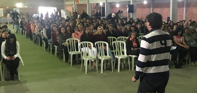 Anibelli Neto participa do Encontro de Produtoras Rurais no município de Piên.