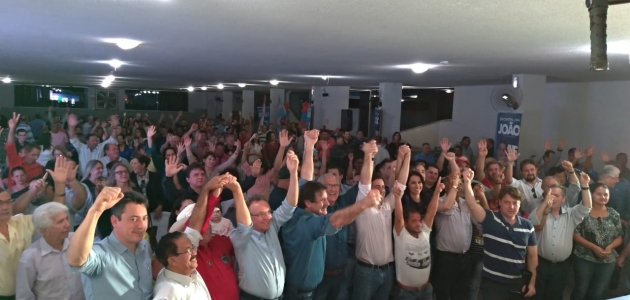 Anibelli Neto 15190 e João Arruda 15 em Mandaguari.