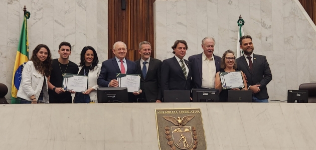 Por proposição de Anibelli Neto (MDB), Assembleia celebra os 66 Anos da Revolta dos Posseiros do Sudoeste do Paraná