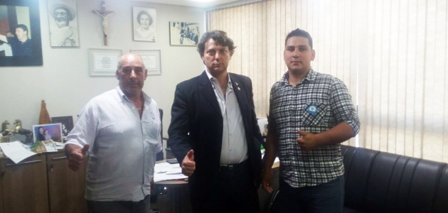 Anibelli recebe companheiros do PMDB de Guaraqueçaba.