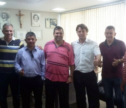 Visita do vereador Prof. Silberto de Curitiba com Pres. Do MDB de Godoy Moreira.