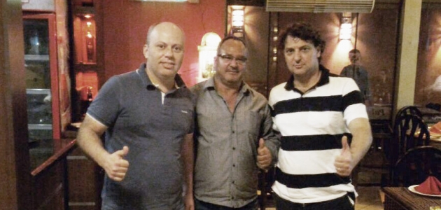 Anibelli com amigos de Kaloré.   