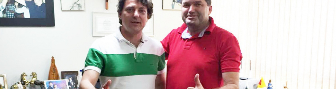 Anibelli recebeu a visita do amigo Nilson Martins ex-prefeito de Atalaia.