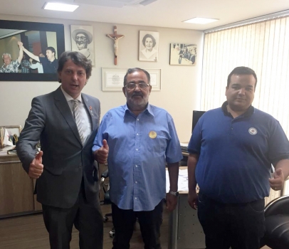 Visita do Vereador Leandro e seu Pai ex-vereador Zezinho do PMDB de Pinhais.