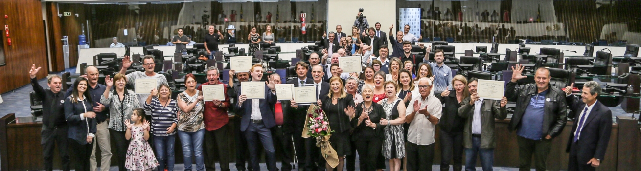 Em sessão solene, Alep homenageia os 70 anos do Restaurante Cascatinha