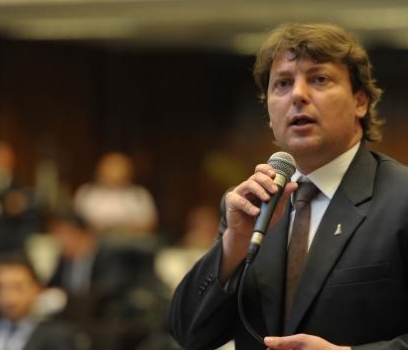 Deputado Anibelli Neto condena privatização do Porto de Paranaguá