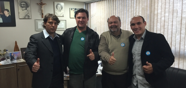Membros do PMDB de Fazenda Rio Grande visitam Anibelli Neto