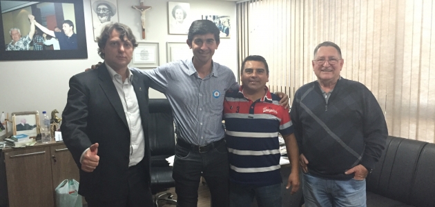 Lideranças de Cerro Azul visitam Anibelli Neto