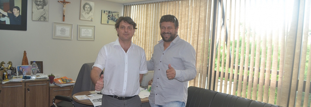 Prefeito Luciano Dias visita Anibelli Neto