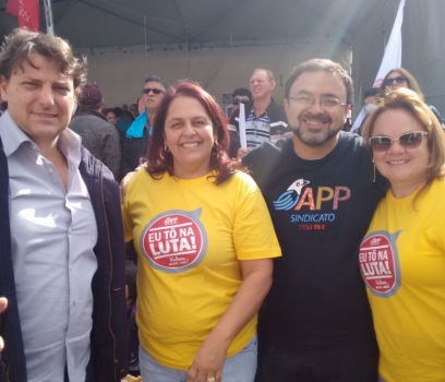 Deputado Anibelli Neto participa da marcha em memória ao massacre de 29 de abril