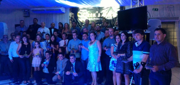 Comunidade do Vale do Ivaí homenagea Anibelli Neto