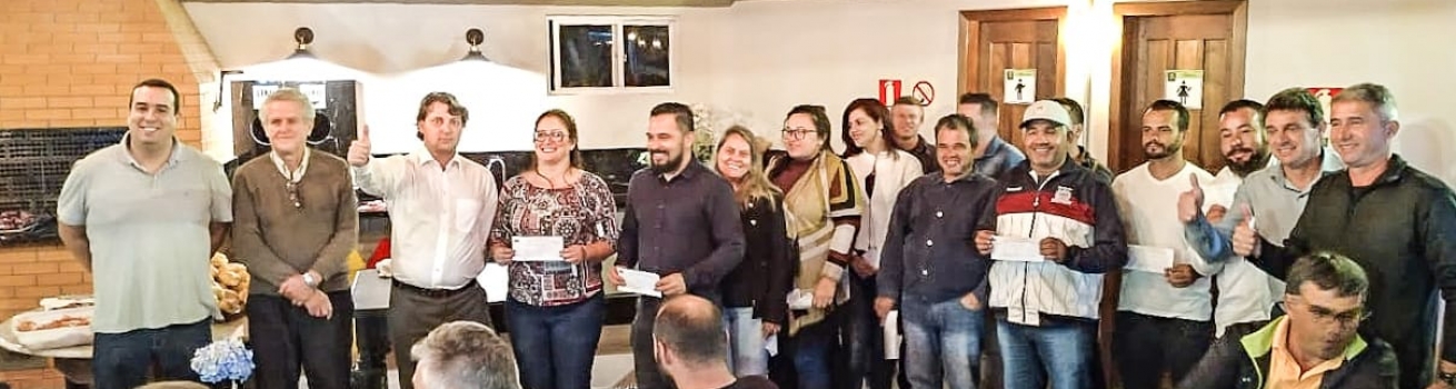 Anibelli Neto participa de filiações de novas lideranças no MDB de Quatro Barras